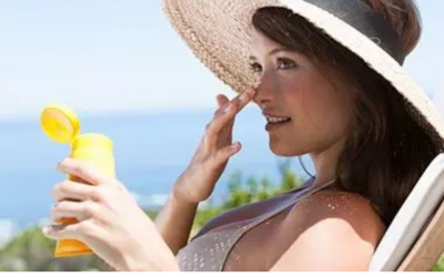 Q&A Series #15 Q: What sun protection should I use if I have acne?